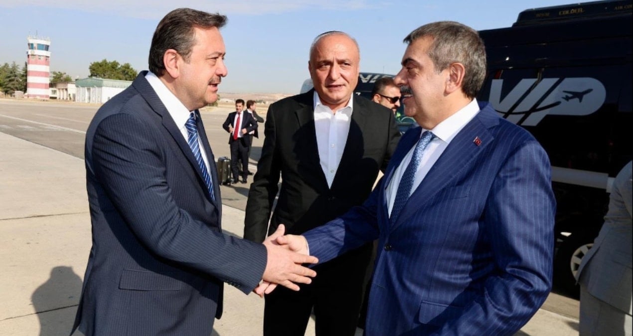 laik egitimi hedef alan bakana chpli vekilden karsilama ghAQqKWm