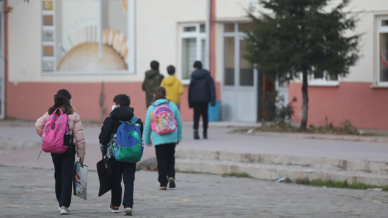 10 kasim bu yil da ara tatile denk geliyor mebe sert tepki hepimiz biliyoruz ki bunlar tesaduf degil YPQ74ets