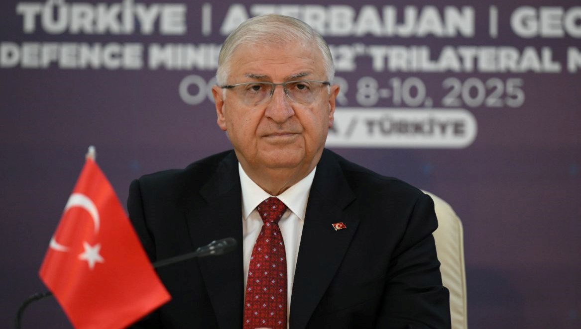 bakan gulerden sdg uyarisi pkk ve iltisakli tum gruplar silahlarini kosulsuz teslim etmeli cUkNpnlF