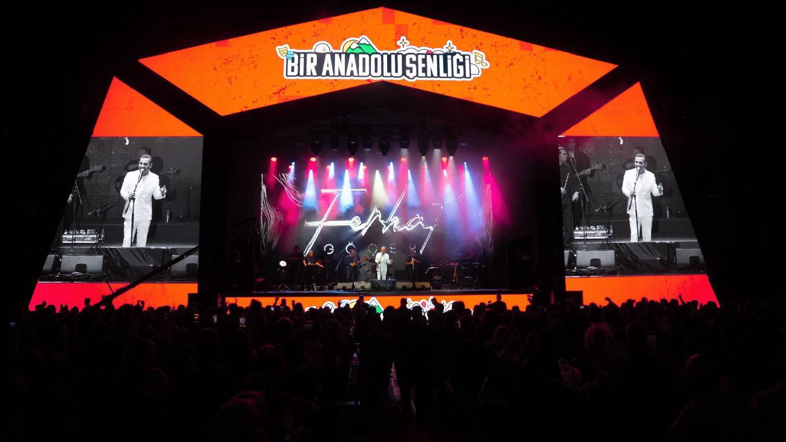 bir anadolu senligi bes sehirde 898 bin 608 kisi sanatla bulustu UQ9AkiXF