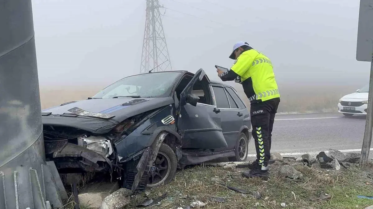 edirnede sis nedeniyle trafik kazasi 1 yarali N7bLY1If.jpg