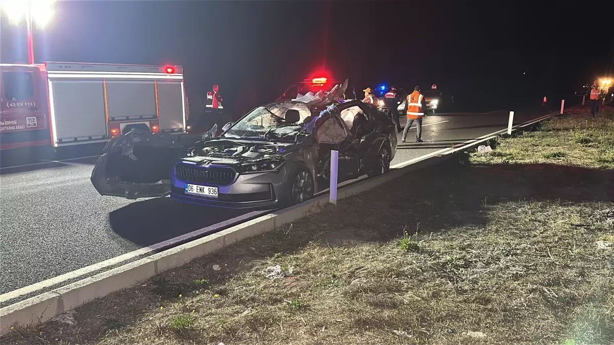 kutahyada trafik kazasi 1 olu 1 yarali 3WFBjE7M.jpg