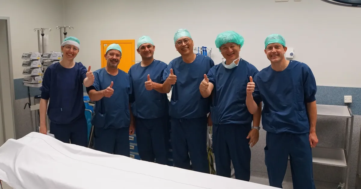 turk cerrahlar hollandada ilk canli donor naklini gerceklestirdi N1svz6G2.webp