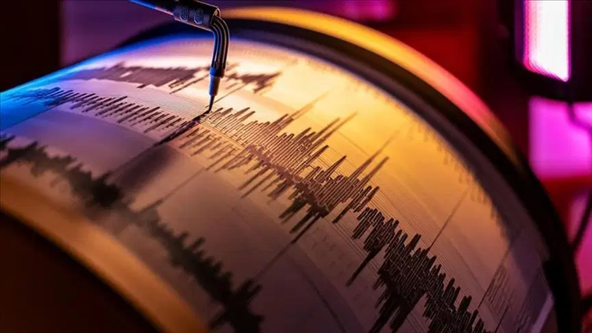 rusyanin dogusunda 64luk deprem MAEXEigV.jpg