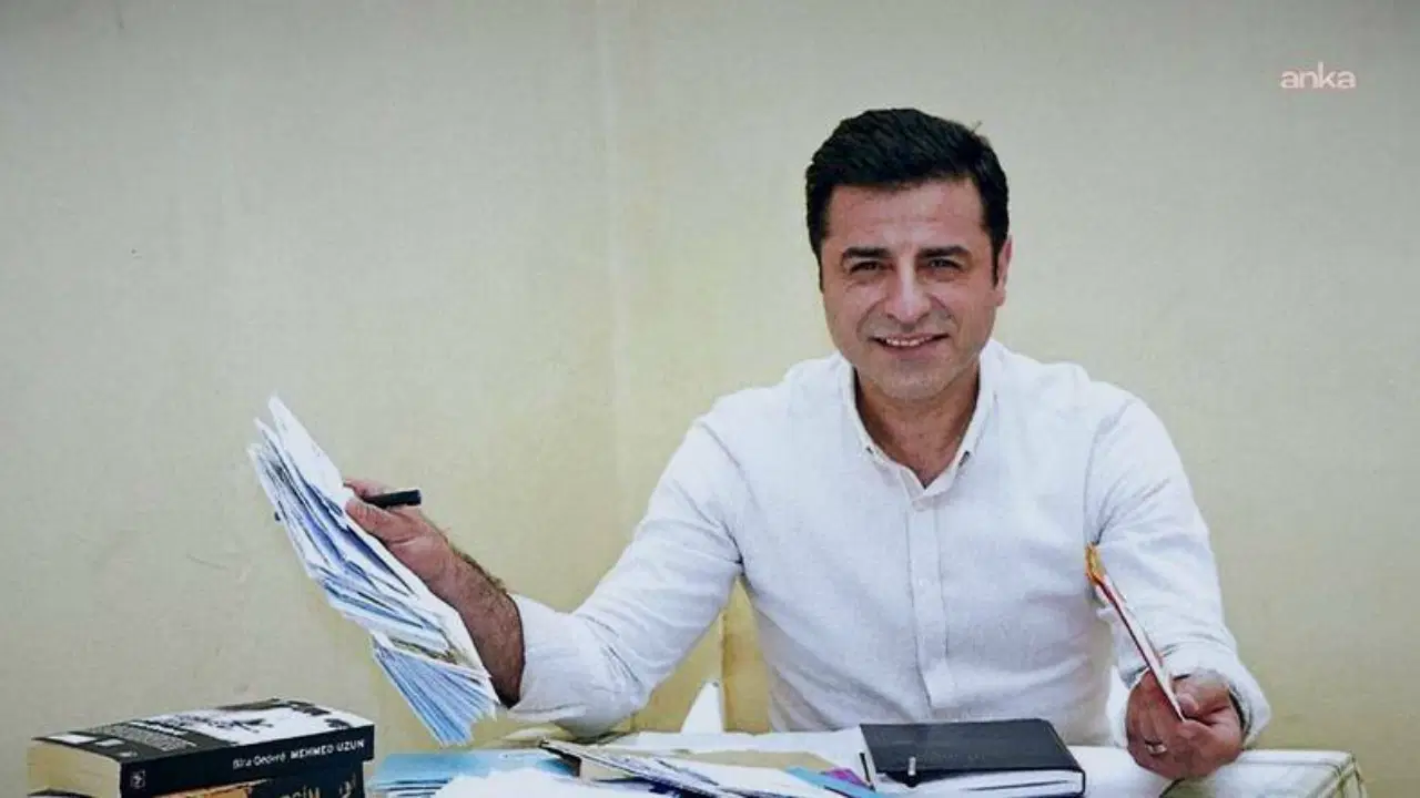sosyalistlerden demirtas karari icin ortak cagri siyasi iktidar ihlal kararlarina direnmekten vazgecmeli 9uLZOS59.jpg